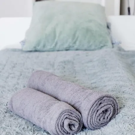 Appartamento Modern Riverside With Free Parking *