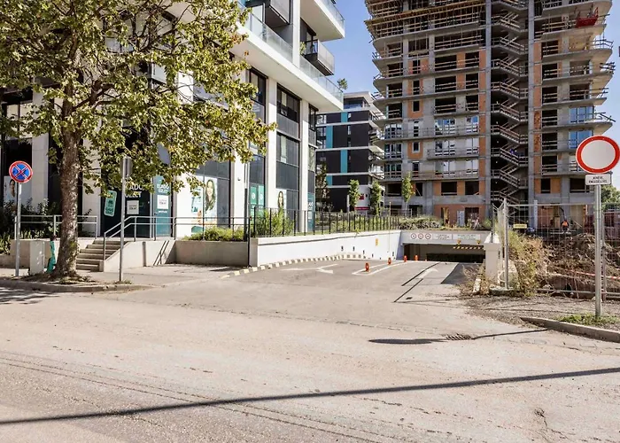 Modern Riverside With Free Parking Budapesta